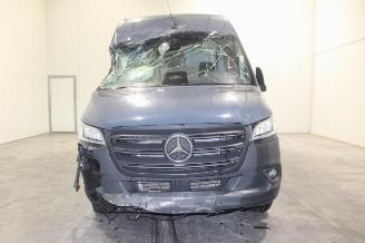 Mercedes Sprinter  picture 5
