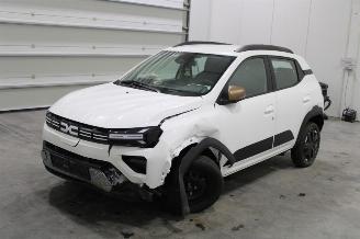 Voiture accidenté Dacia Spring  2025/4