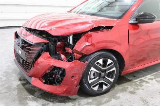 Peugeot 208  picture 5