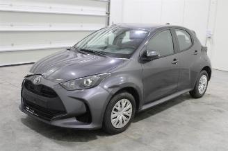 Schadeauto Toyota Yaris  2021/12