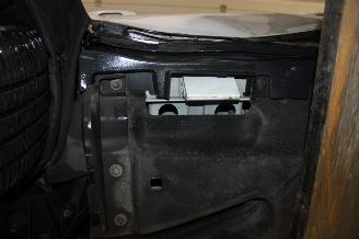 Land Rover Defender  picture 19