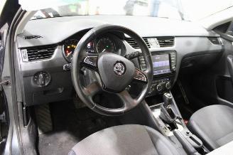 Skoda Octavia  picture 9