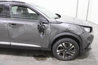 Peugeot 2008  picture 7