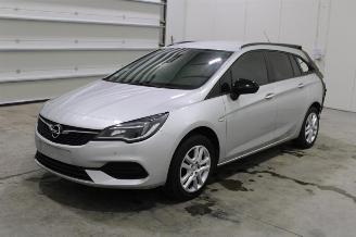 Salvage car Opel Astra  2022/3