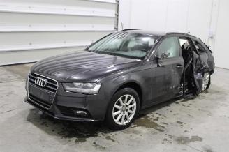 Sloopauto Audi A4  2014/7