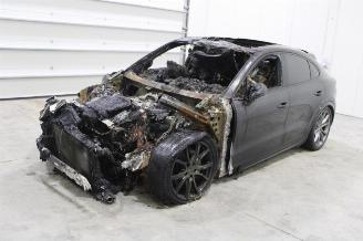 Sloopauto Porsche Cayenne  2022/10