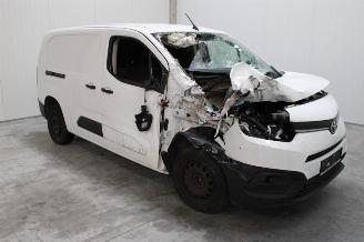 Toyota ProAce CITY picture 2