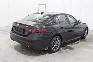 Alfa Romeo Giulia  picture 3