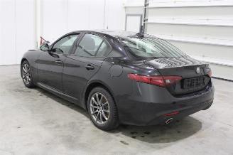 Alfa Romeo Giulia  picture 4