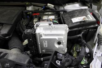 Peugeot 2008  picture 21