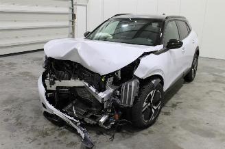 Vrakbiler auto Peugeot 2008  2025/2
