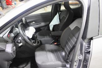 Dacia Sandero  picture 9