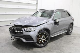 krockskadad bil auto Mercedes GLC 300 2022/7