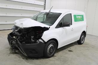 Uttjänta bilar auto Renault Kangoo  2024/6