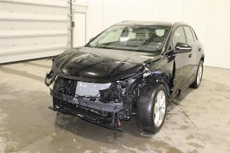 krockskadad bil auto Audi Q4 e-tron 2023/10