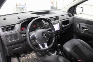 Renault Express  picture 9