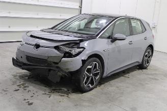 skadebil auto Volkswagen ID.3  2022/7