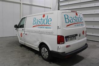 Volkswagen Transporter T6 picture 4