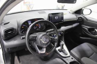 Mazda 2  picture 11