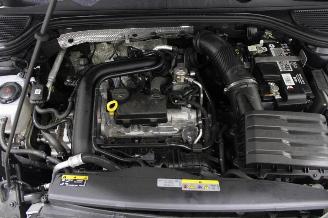 Volkswagen Golf  picture 16