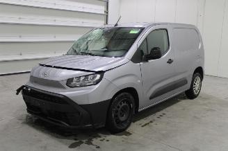 skadebil auto Toyota ProAce CITY 2025/7