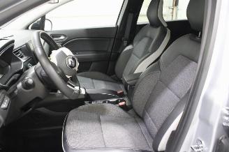 Renault Captur  picture 10