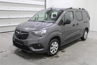 Vaurioauto  passenger cars Opel Combo  2021/7