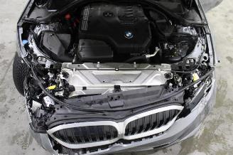 BMW 3-serie 320 picture 19