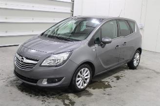 Vrakbiler auto Opel Meriva  2016/3
