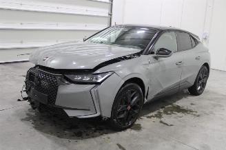 Damaged car DS Automobiles DS 4 DS4 2022/3
