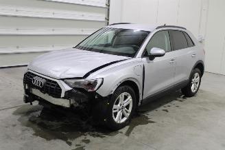 skadebil auto Audi Q3  2023/5