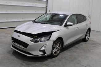 Salvage car Ford Focus  2021/10