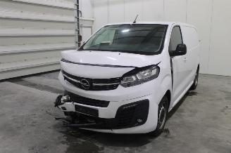 Salvage car Opel Vivaro  2023/5