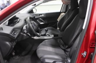 Peugeot 308  picture 10