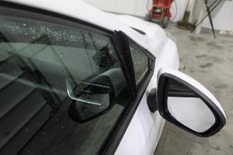 Renault Clio  picture 7