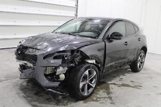krockskadad bil auto Jaguar E-Pace  2022/6