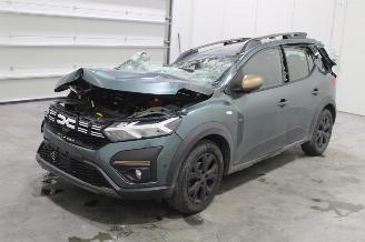 Salvage car Dacia Sandero  2023/10