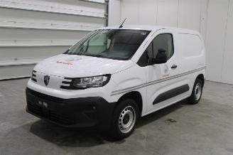 Auto incidentate Peugeot Partner  2024/11