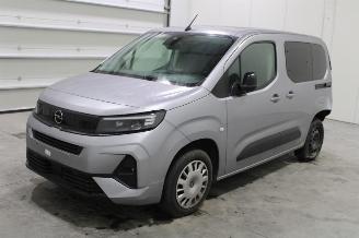 Coche accidentado Opel Combo  2024/6
