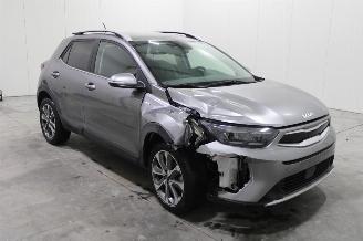 Unfallwagen Kia Stonic  2023/12