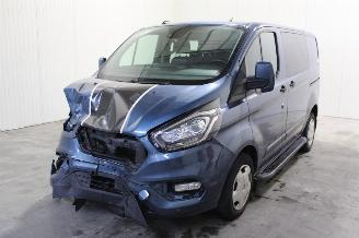 damaged commercial vehicles Ford Transit Custom  2020/6