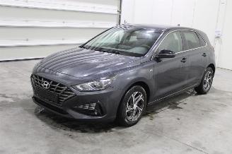 Vaurioauto  passenger cars Hyundai I-30 i30 2024/1