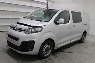 krockskadad bil auto Citroën Jumpy  2019/3