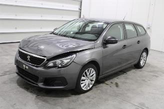 krockskadad bil auto Peugeot 308  2020/7