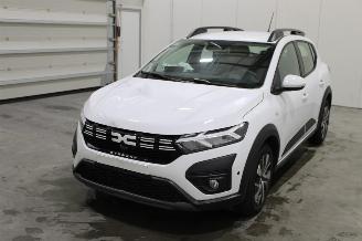 Damaged car Dacia Sandero  2025/6