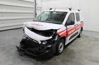 Damaged car Opel Combo  2023/5