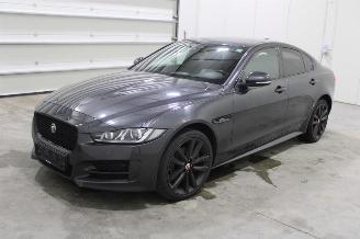 damaged passenger cars Jaguar XE  2019/4