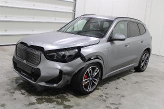 damaged passenger cars BMW iX1  2024/7