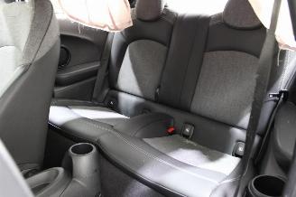 Mini Cooper SE picture 12
