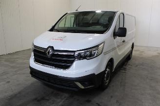 Unfallwagen Renault Trafic  2022/6